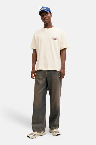 Ecru T-shirt met korte mouwen van ORIGINALS BY JACK & JONES, met klein logo op de borst.