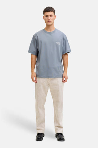 Blauw T-shirt met korte mouwen van ORIGINALS BY JACK & JONES, met een klein wit logo op de borst.