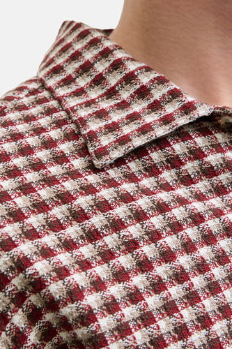 Rouge, t-shirt à manches longues d'ORIGINALS BY JACK & JONES, avec un motif rayé tissé et une encolure.