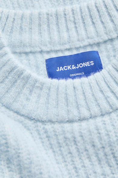 T-shirt bleu marine à col rond d'ORIGINALS BY JACK & JONES, gros plan sur l'étiquette.
