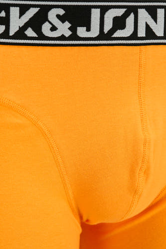 Boxershort orange de Jack & Jones, gros plan sur la ceinture avec logo.