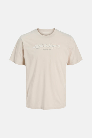 T-shirt beige à manches courtes de CORE par JACK & JONES, avec une impression graphique sur la poitrine.