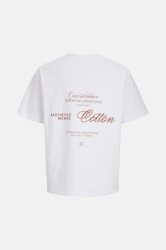 T-shirt blanc à manches courtes d'ORIGINALS BY JACK & JONES, avec une impression de texte marron sur le dos.
