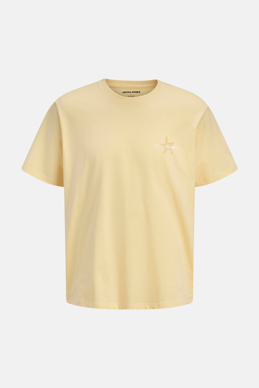 T-shirt jaune de ORIGINALS BY JACK & JONES avec col rond et un imprimé étoile de mer avec 'JJ STUDIO 1990' sur la poitrine.
