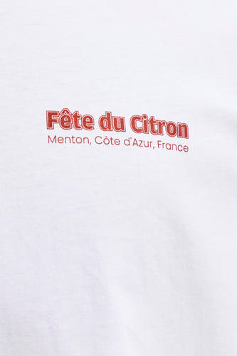 Witte korte mouwen t-shirt van ORIGINALS BY JACK & JONES met rode Fête du Citron print, close-up detail