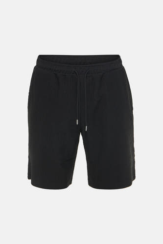 Zwarte katoenen shorts met geribde textuur van JACK & JONES JEANS INTELLIGENCE, voorzien van trekkoord en elastische taille, front view
