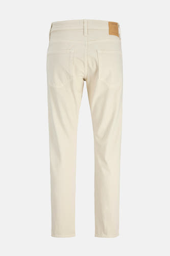 Jeans tapered off white denim van JACK & JONES, achterzijde met merklabel.