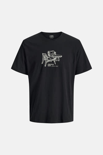 T-shirt noir à manches courtes de JJREBEL, avec un imprimé graphique d'une chaise et d'une table.