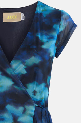 T-shirt bleu de JJXX, à manches courtes et avec un imprimé abstrait bleu.