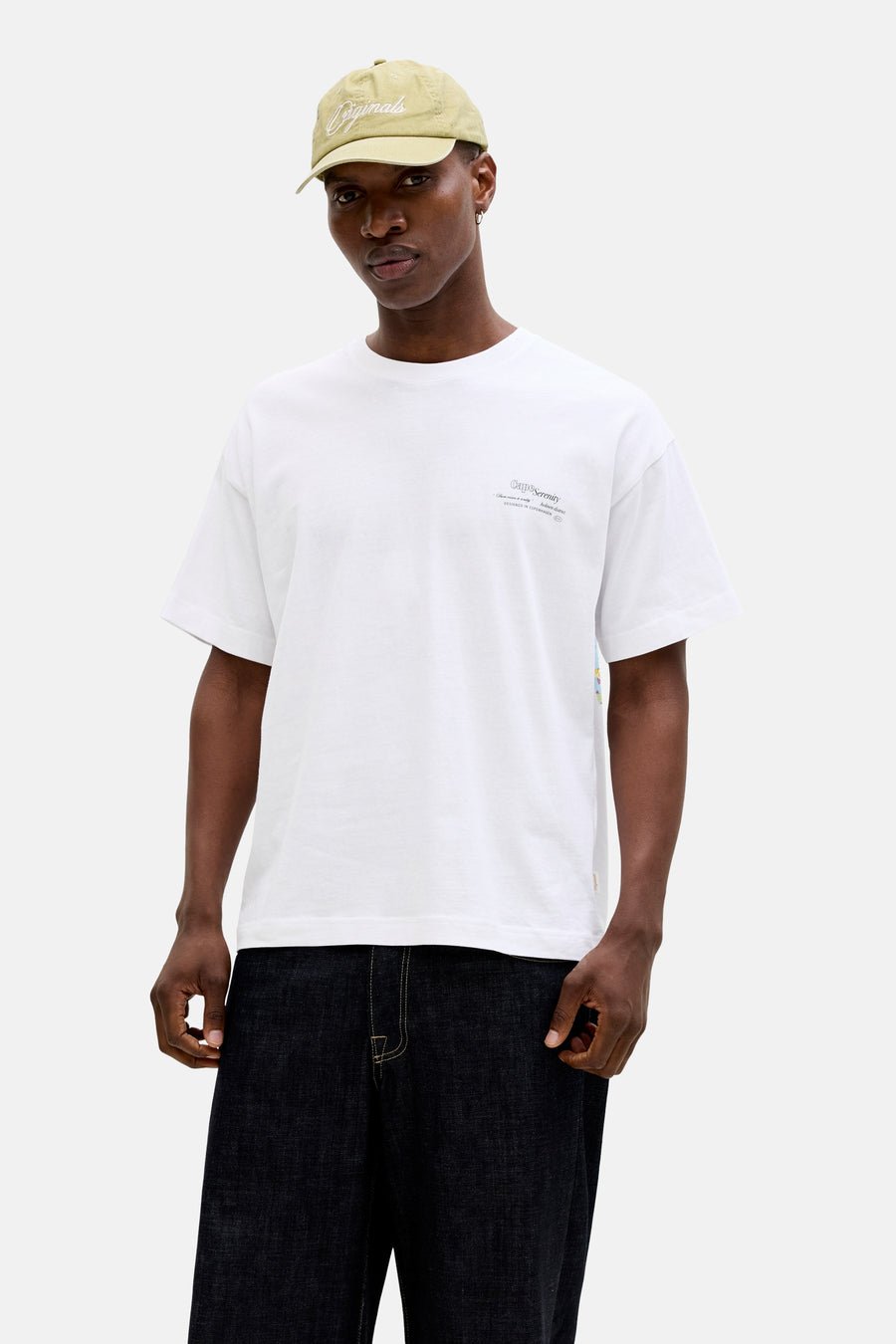 T-shirt blanc ORIGINALS BY JACK & JONES, à manches courtes et avec un petit imprimé texte sur la poitrine.