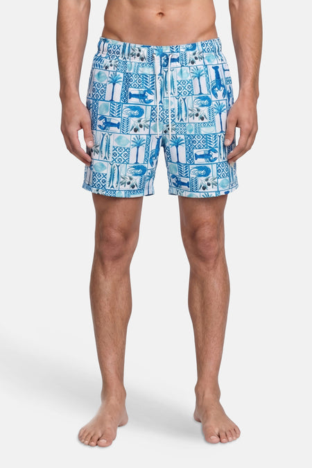 Short de bain bleu de JACK & JONES JEANS INTELLIGENCE, avec un motif blanc de palmiers, poissons et homards.