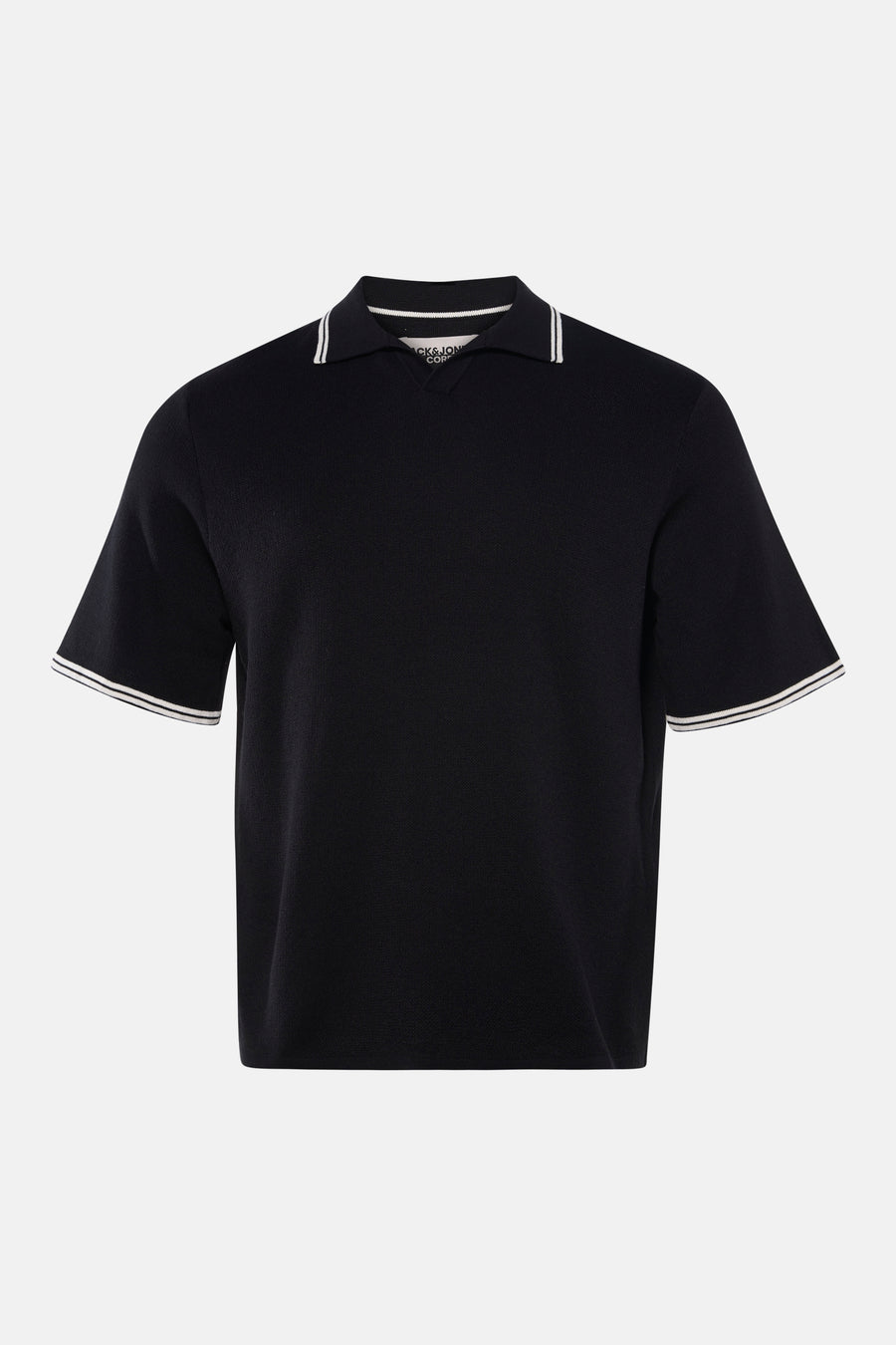 Zwarte polo met korte mouwen van CORE by JACK & JONES, met gestreepte details op de kraag en mouwen.