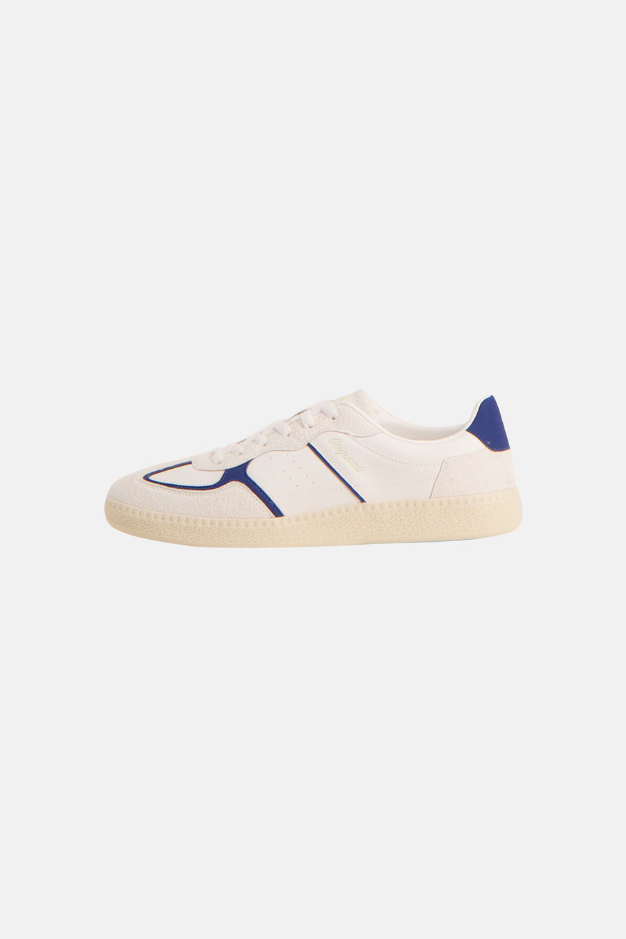 Witte sneakers van ACCESSORIES BY JACK & JONES, met blauwe accenten bij de zijkant en hiel.