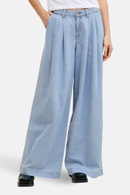 PALMA - light blue denim