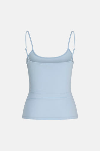 Haut bleu à fines bretelles de JJXX, vu de dos avec bretelles réglables.