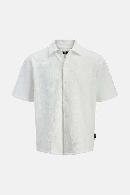 Chemise blanche à manches courtes de CORE BY JACK & JONES avec une texture subtile et une fermeture à boutons.