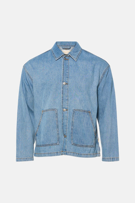 Veste en jean de couleur bleu clair en denim de ORIGINALS BY JACK & JONES, avec manches longues et poches plaquées.