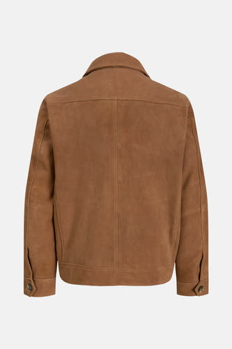 Manteau court brun de PREMIUM par JACK & JONES, avec une texture en suède et des détails à boutons sur le dos.