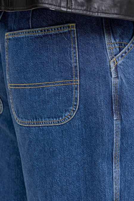 Jean bleu foncé coupe spéciale de JACK & JONES JEANS INTELLIGENCE, avec une poche plaquée et des surpiqûres.