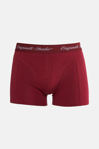 Shorts de boxeur rouge d'ACCESSORIES BY JACK & JONES, avec une ceinture élastique imprimée.