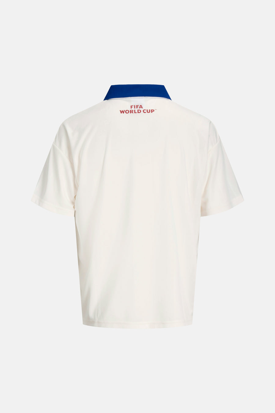 Polo blanc cassé ORIGINALS BY JACK & JONES avec col bleu et logo FIFA World Cup™ rouge au dos.