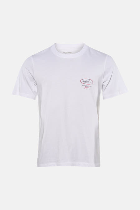 T-shirt blanc à manches courtes de ORIGINALS BY JACK & JONES, porté avec un jean foncé et des baskets blanches.