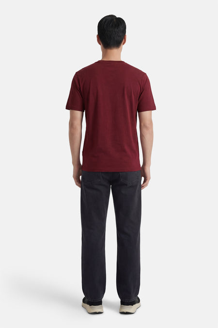 T-shirt rouge à manches courtes de ORIGINALS BY JACK & JONES, de couleur unie et à coupe droite, vu de dos.