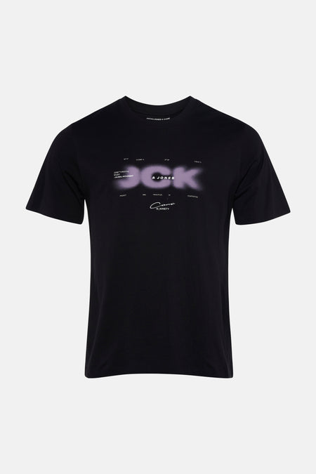 T-shirt noir de CORE BY JACK & JONES avec imprimé flou violet 'JACK & JONES' et coordonnées.