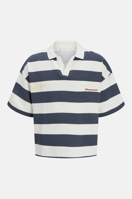Pull rayé ORIGINALS BY JACK & JONES avec col polo, col en V et manches courtes en blanc et bleu marine, avec imprimés texte sur la poitrine.