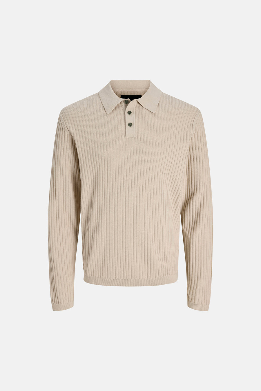 Pull beige à col rond de PREMIUM by JACK & JONES, tricot côtelé, avec un col polo et trois boutons foncés.
