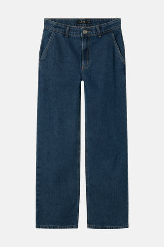 Jean bleu marine large de LMTD, une pantalon avec des jambes droites et des poches.