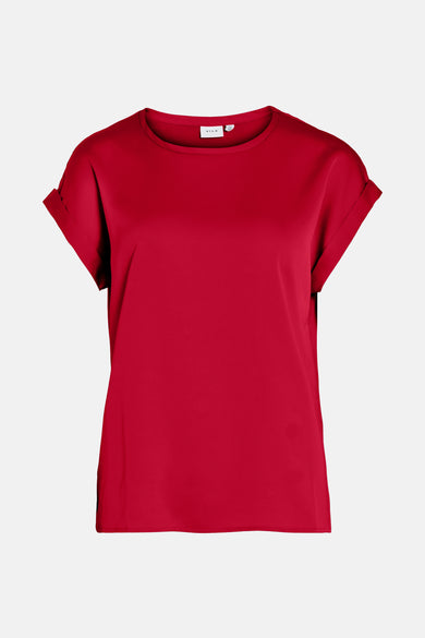 T-shirt rouge à manches courtes de Vila, avec des manches retroussées.
