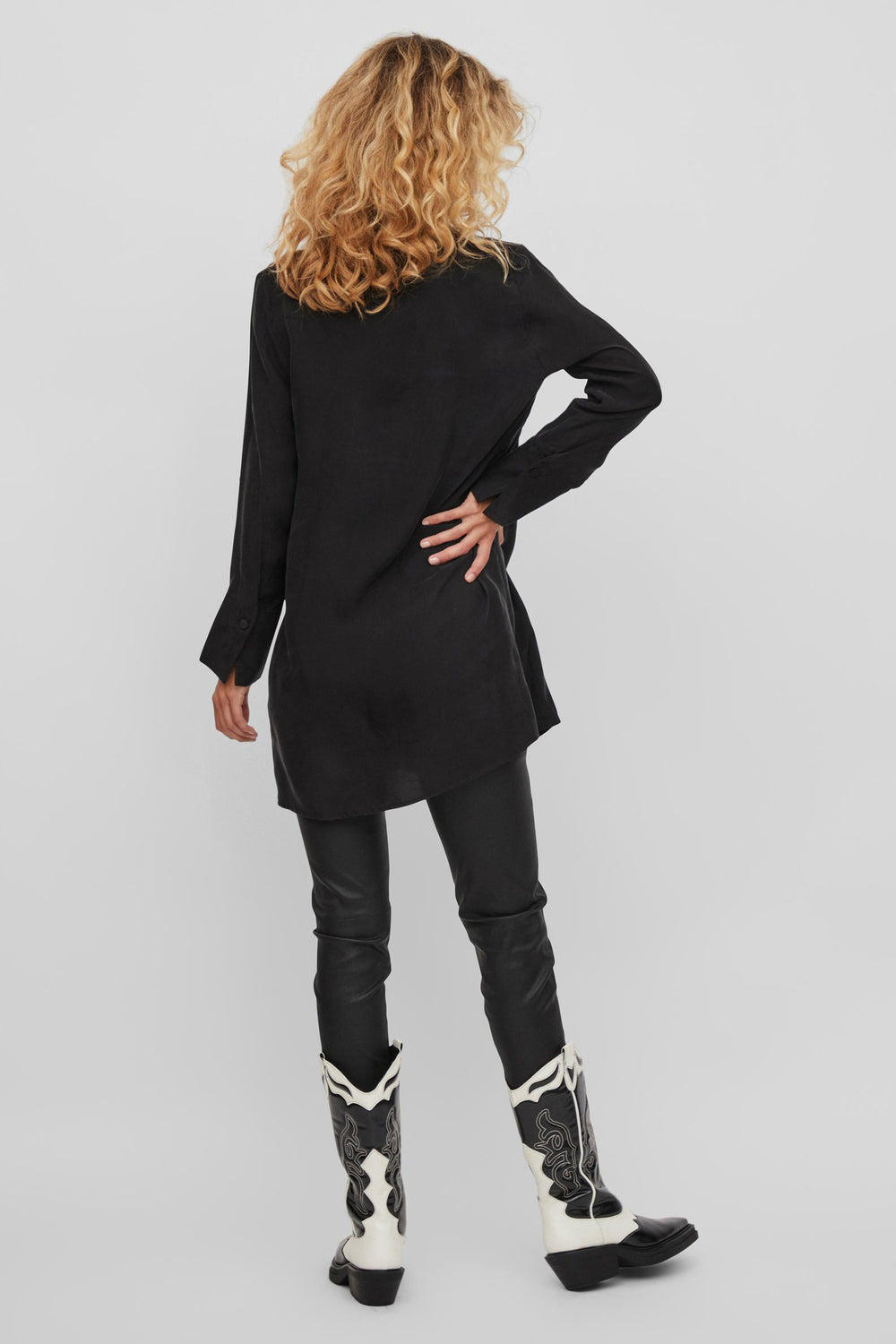 Robe courtes Noir - ROUGE VILA®