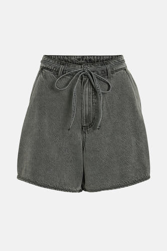 Short gris de VILA, avec un détail de nœud à l'avant et une finition stonewash.