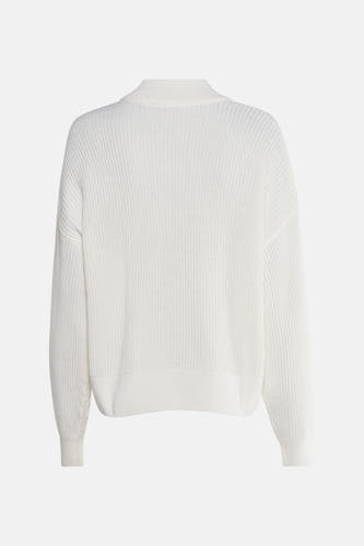 Witte trui van VILA® met lange mouwen en een subtiele col, gezien van achteren.

