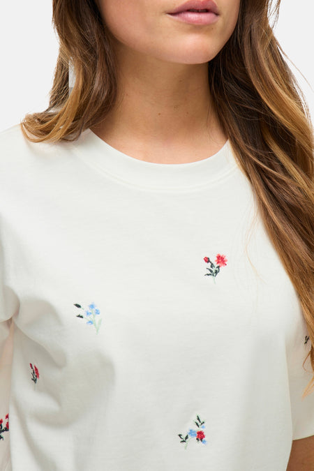 VIMONIE FLOWER EMB S/S O-NECK