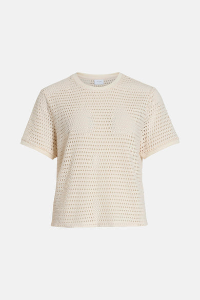 T-shirt écru à manches courtes de VILA, avec une texture tricotée ouverte.
