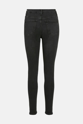 Jean skinny noir de Vila, avec des poches arrière.