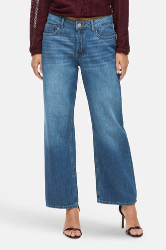 Jean large de denim bleu de VILA®, avec des points saillants et un modèle décontracté.