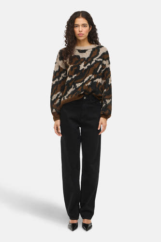 Sweat-shirt marron avec col rond de VILA®, doté d'un motif camouflage multicolore.