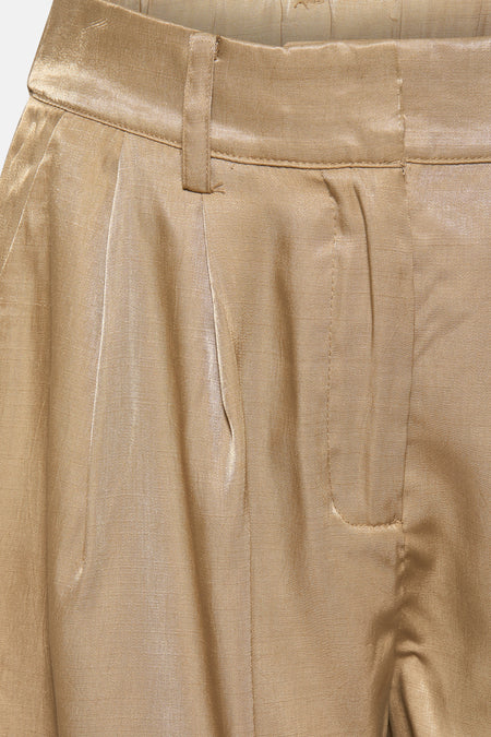 Short - beige