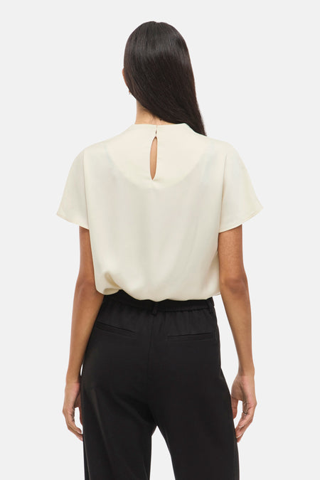 VIELMINA FUNNEL NECK S/S TOP