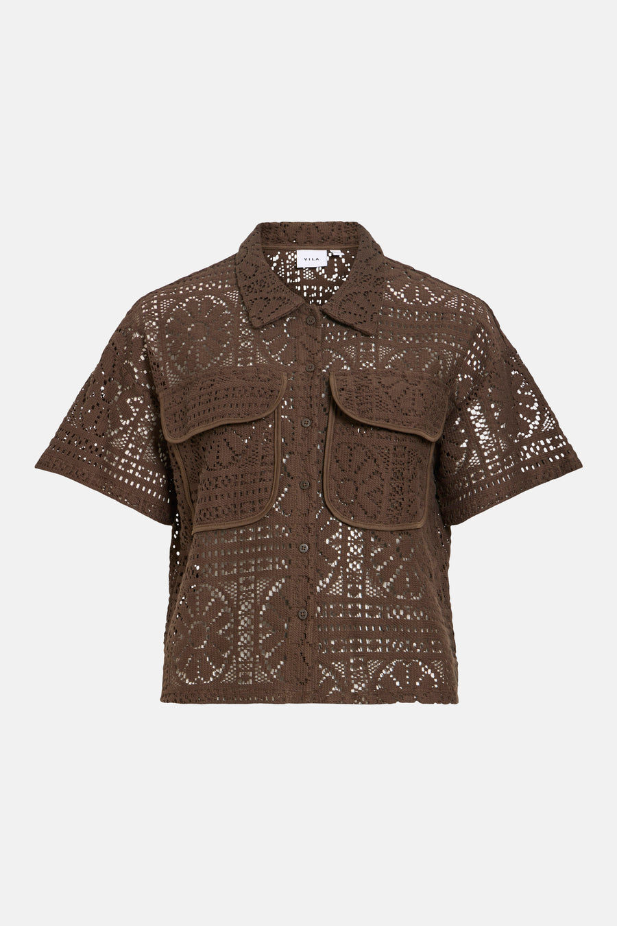 Chemise marron à manches courtes de VILA, en dentelle ajourée avec fermeture à boutons et deux poches poitrine.