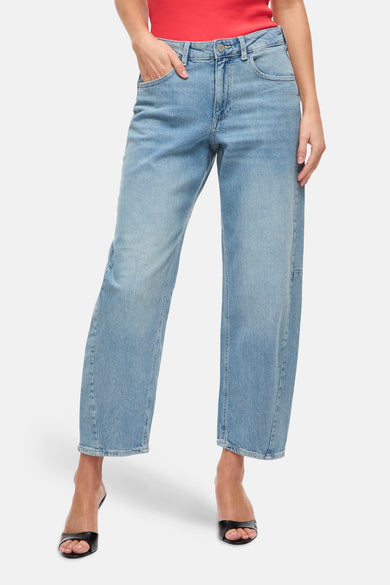Jeans en denim BROOK bleu clair de VILA, coupe ample et longueur cheville.