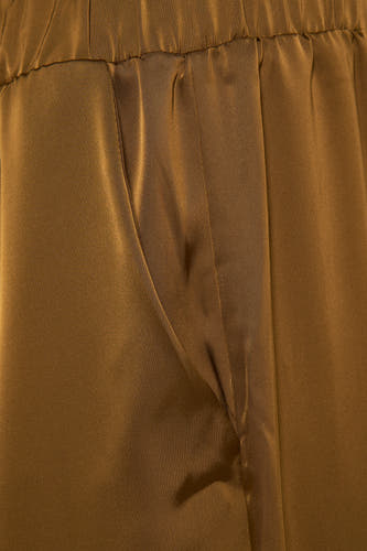 Jean VILA®ilaila,, une taille taille taille taille taille et et et et et poche.