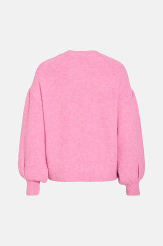 Pull rose à col rond de VILA®, avec de longues manches bouffantes et une texture tricotée.