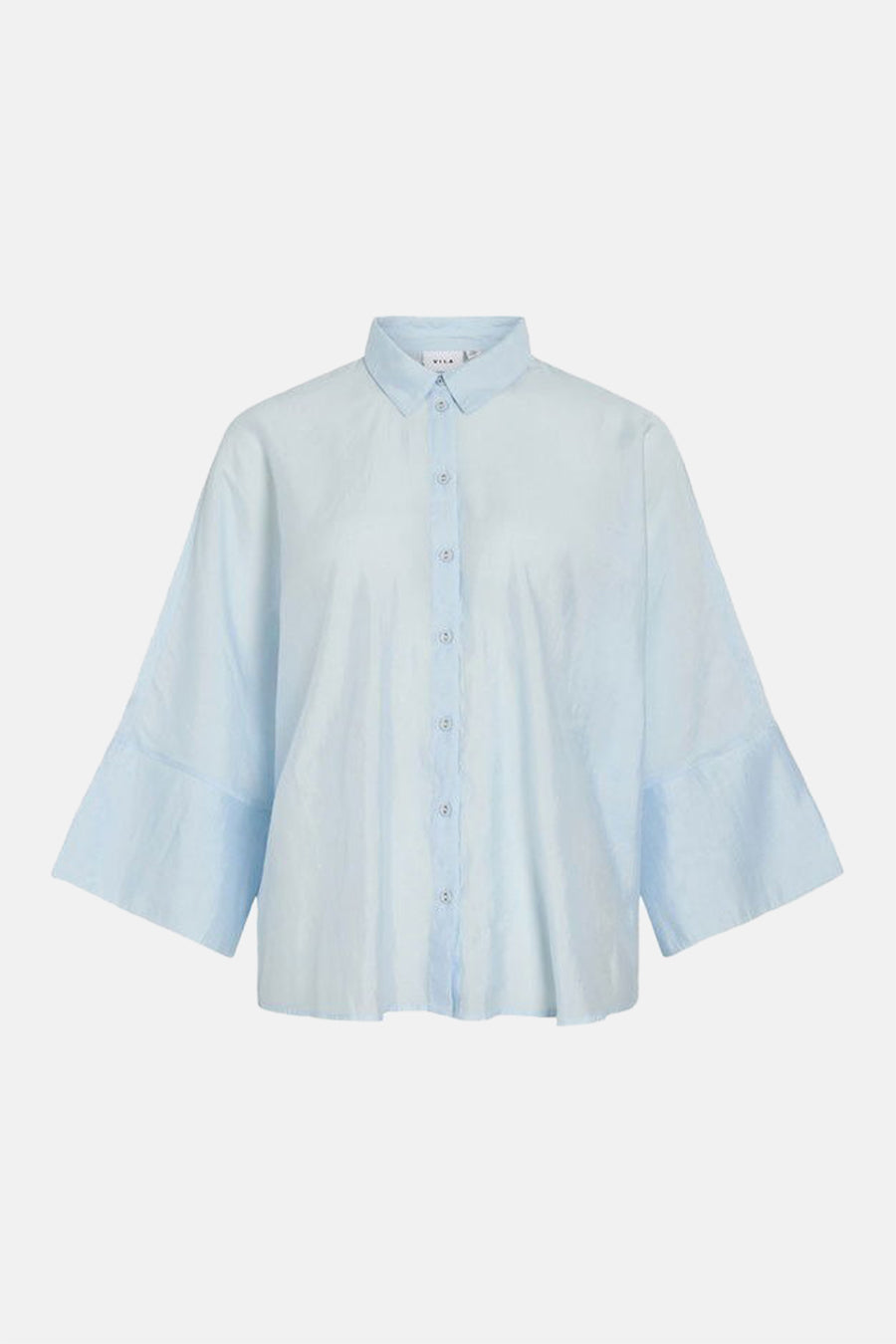 Chemisier bleu de VILA, avec manches courtes évasées et fermeture boutonnée.
