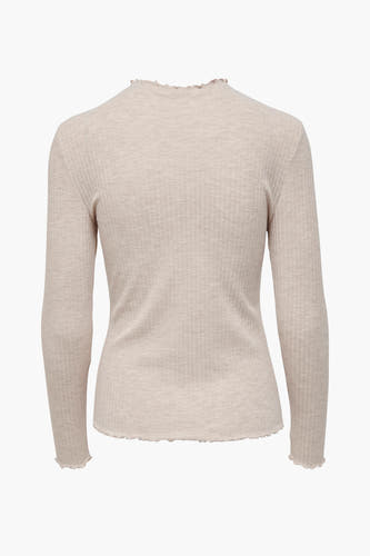 Pull écru d'ONLY, avec manches longues et une structure de côtes subtile.