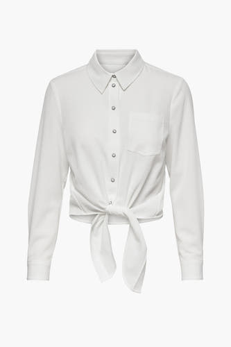 Chemise écru à manches longues de la marque ONLY, avec fermeture à boutons et détail de bouton sur le devant.