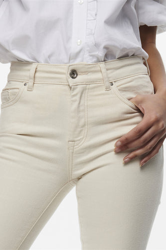 BLUSH FLARE - off white denim - ONLY®